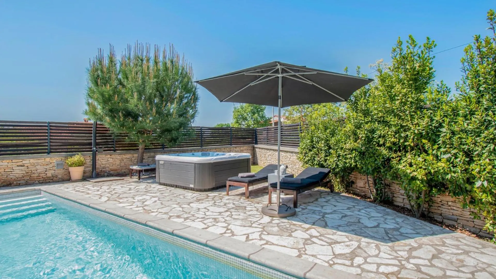 Villa Verde Istria In Svetvincenat Cabrunici Croatia